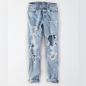 New American Eagle Tomgirl Jeans